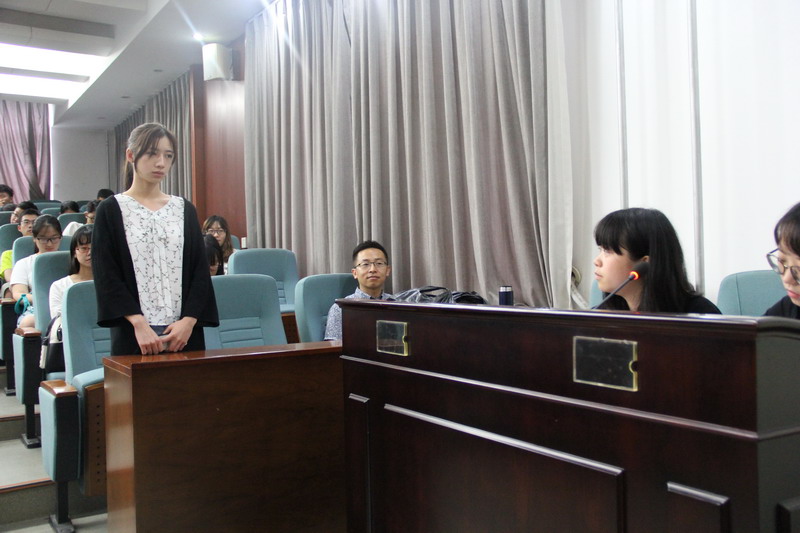 模擬法庭現(xiàn)場(chǎng)